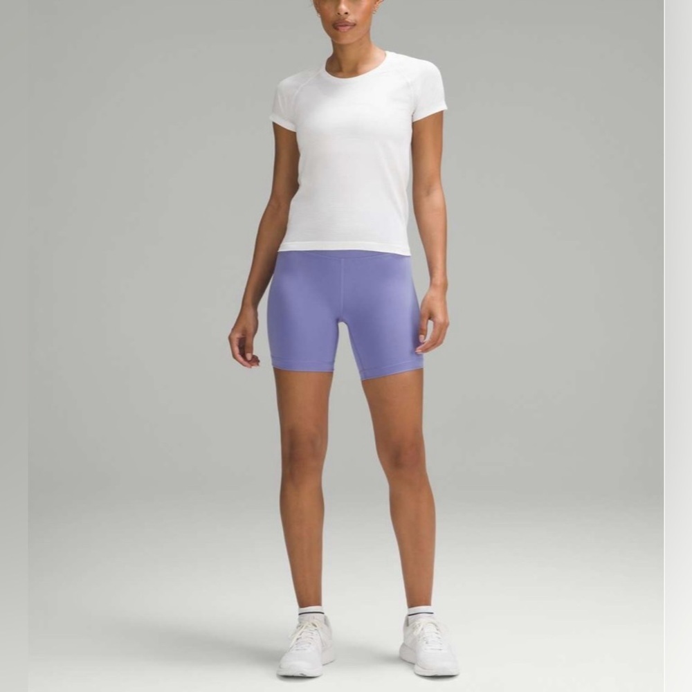 Lululemon Wunder Train High-Rise Short 6” – Dark Lavender | Size 2 | Like New - Picture 3 of 8